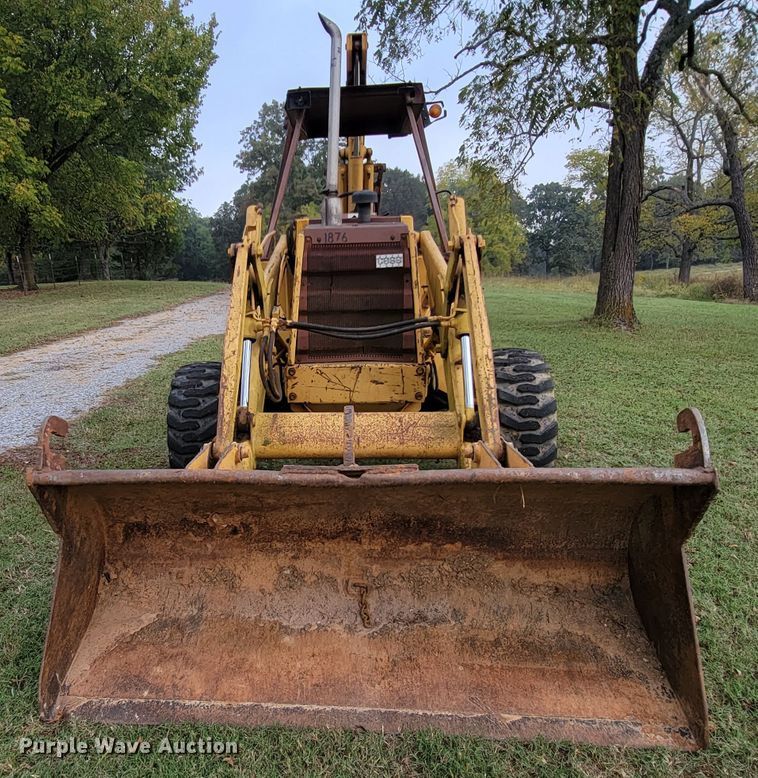 image for item KQ9210 Case 580E  backhoe