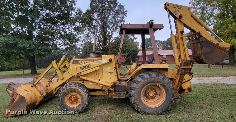 image for item KQ9210 Case 580E  backhoe