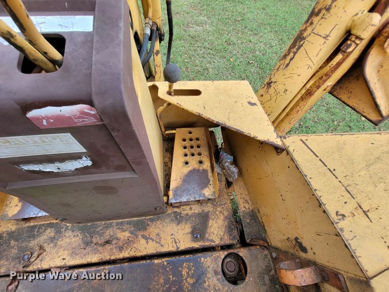 image for item KQ9210 Case 580E  backhoe