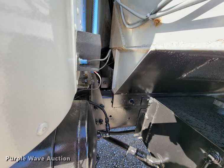 image for item KQ9243 2007 International Paystar 5000  dump truck