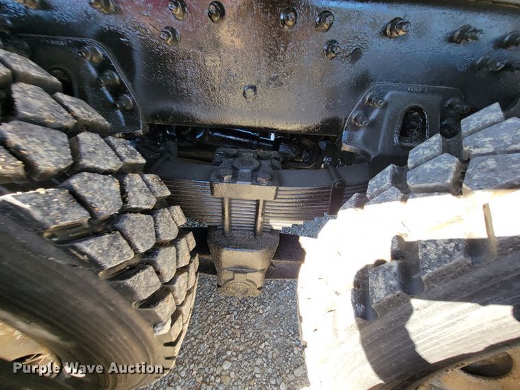 image for item KQ9243 2007 International Paystar 5000  dump truck