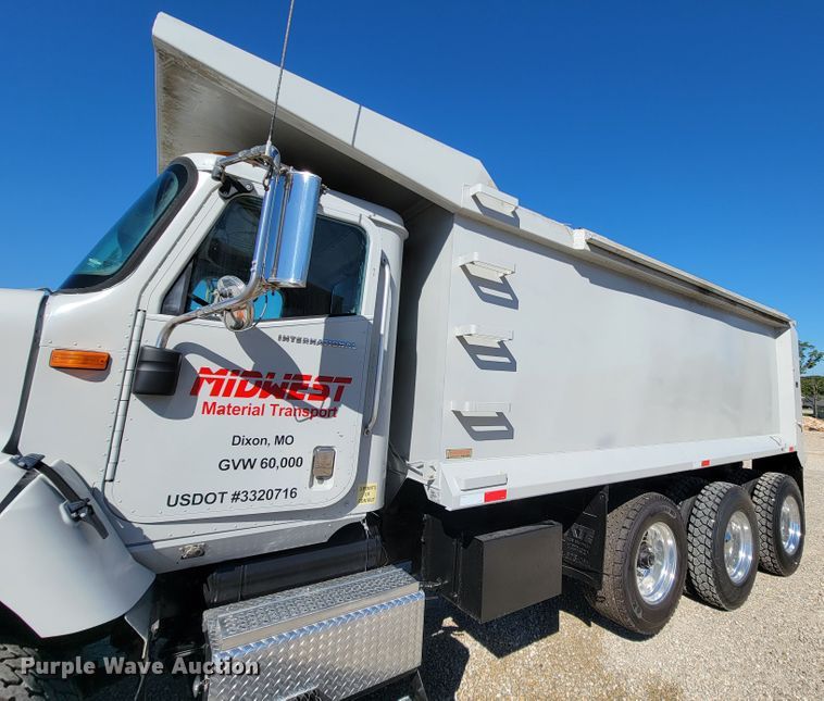 image for item KQ9243 2007 International Paystar 5000  dump truck