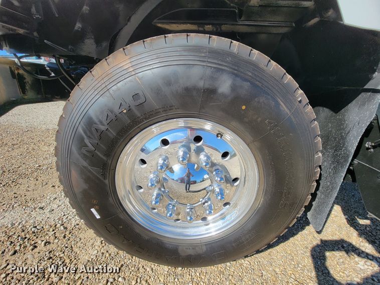 image for item KQ9243 2007 International Paystar 5000  dump truck