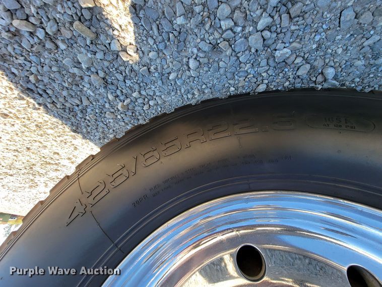 image for item KQ9243 2007 International Paystar 5000  dump truck