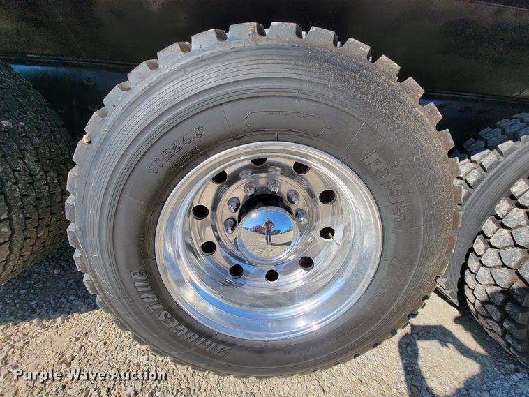 image for item KQ9243 2007 International Paystar 5000  dump truck