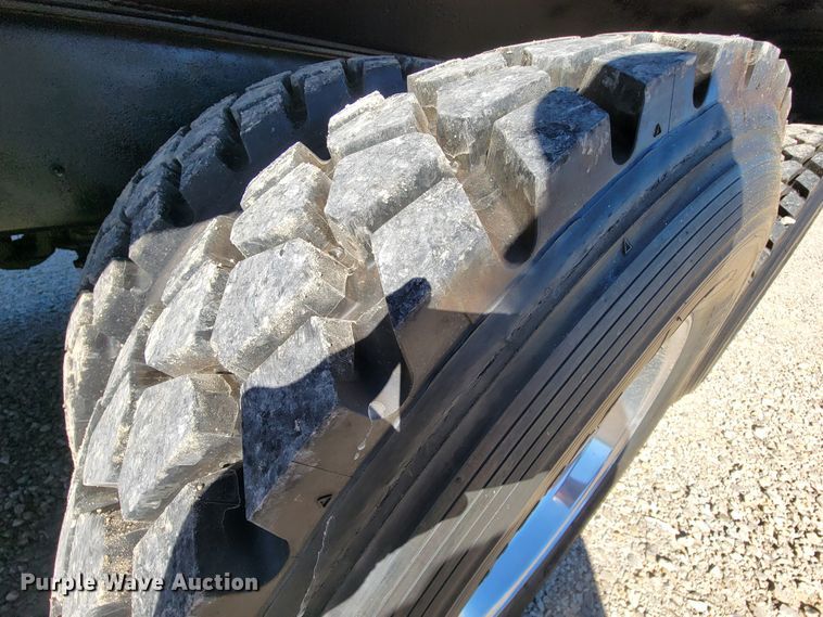 image for item KQ9243 2007 International Paystar 5000  dump truck