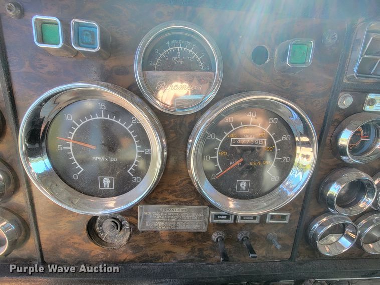 image for item KQ9251 1995 Kenworth W900  dump truck