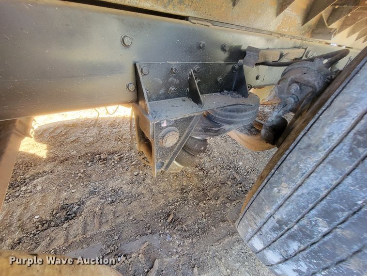 image for item KQ9251 1995 Kenworth W900  dump truck