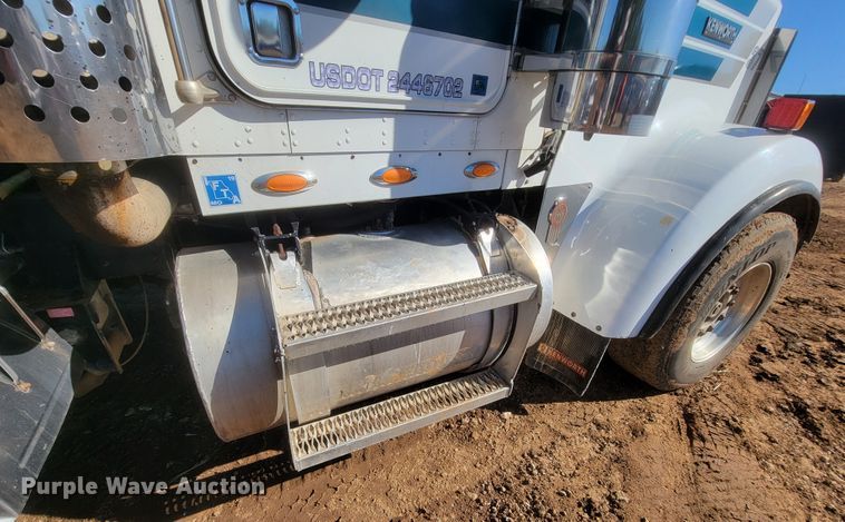 image for item KQ9251 1995 Kenworth W900  dump truck