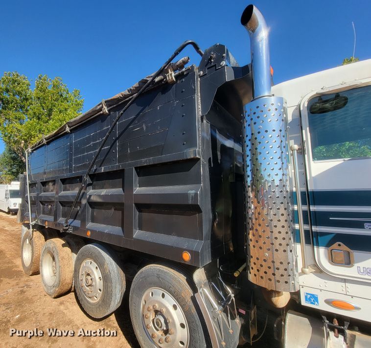 image for item KQ9251 1995 Kenworth W900  dump truck