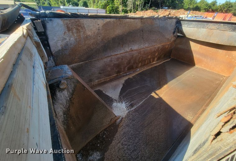 image for item KQ9251 1995 Kenworth W900  dump truck