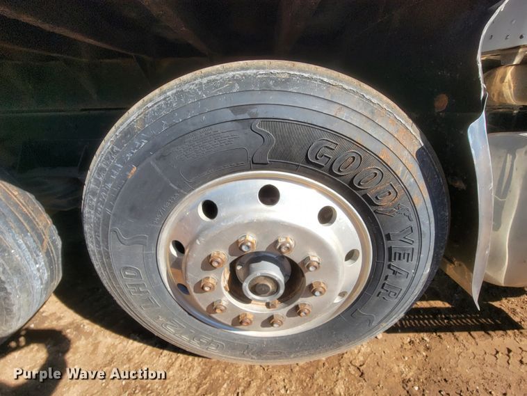 image for item KQ9251 1995 Kenworth W900  dump truck