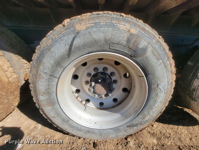 image for item KQ9251 1995 Kenworth W900  dump truck