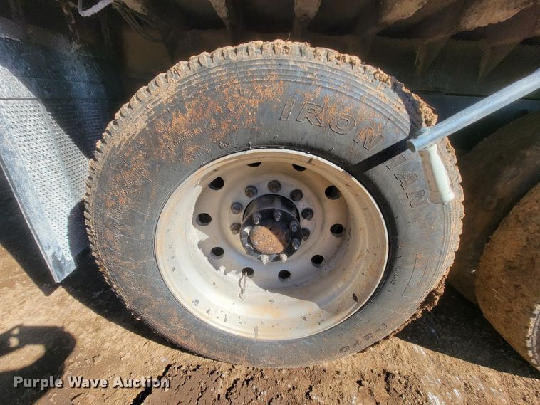 image for item KQ9251 1995 Kenworth W900  dump truck