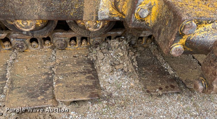 image for item KU9126 1982 John Deere 750  dozer