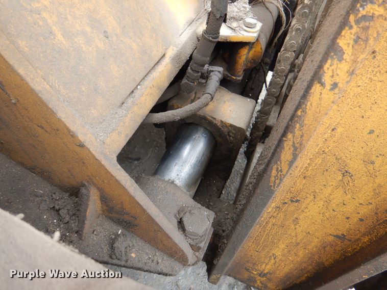 image for item KX9211 1982 Mastercraft MCL842  forklift