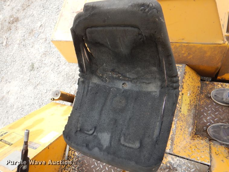 image for item KX9211 1982 Mastercraft MCL842  forklift