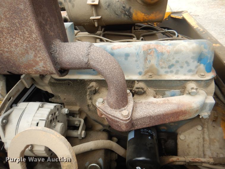 image for item KX9211 1982 Mastercraft MCL842  forklift