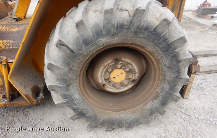 image for item KX9211 1982 Mastercraft MCL842  forklift