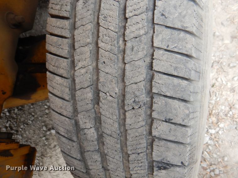 image for item KX9211 1982 Mastercraft MCL842  forklift