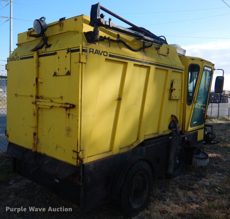 image for item KX9233 Ravo 4000 Compact  street sweeper truck