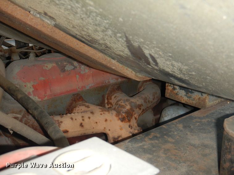 image for item KX9233 Ravo 4000 Compact  street sweeper truck