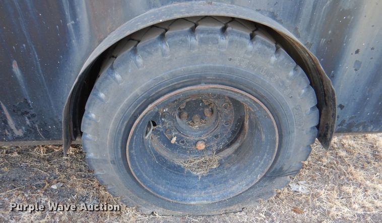 image for item KX9233 Ravo 4000 Compact  street sweeper truck