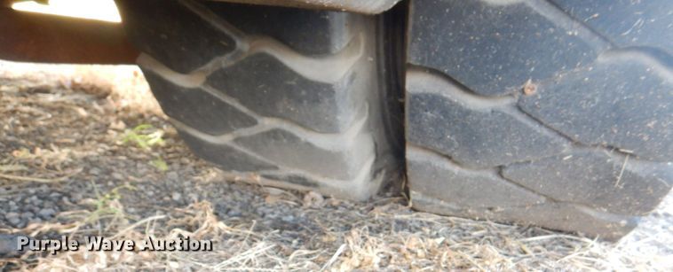 image for item KX9233 Ravo 4000 Compact  street sweeper truck