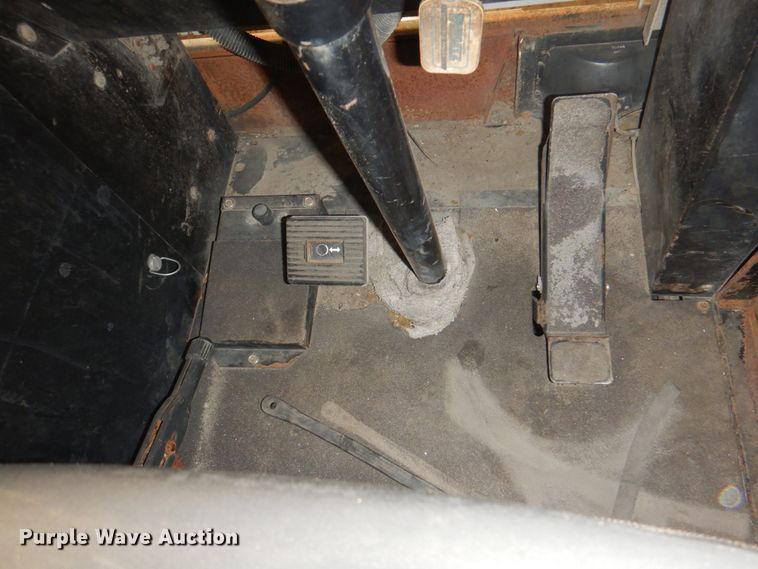 image for item KX9239 Advance Retriever 5800  sweeper