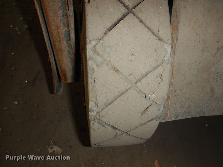 image for item KX9239 Advance Retriever 5800  sweeper