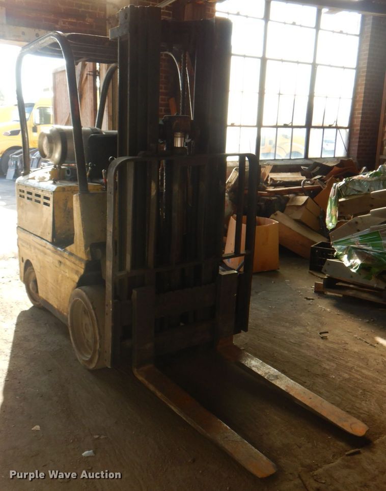 image for item KX9240 Yale  forklift