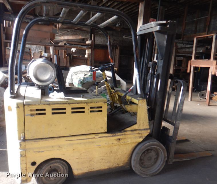 image for item KX9240 Yale  forklift