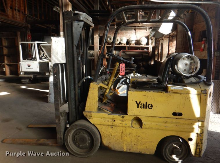 image for item KX9240 Yale  forklift