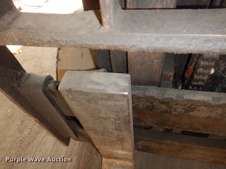 image for item KX9240 Yale  forklift