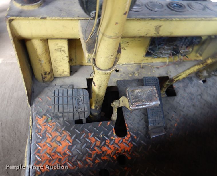 image for item KX9240 Yale  forklift