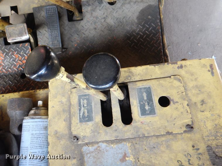 image for item KX9240 Yale  forklift