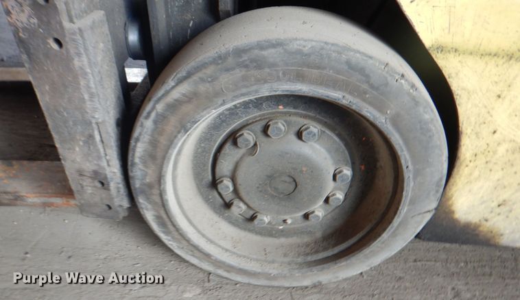 image for item KX9240 Yale  forklift