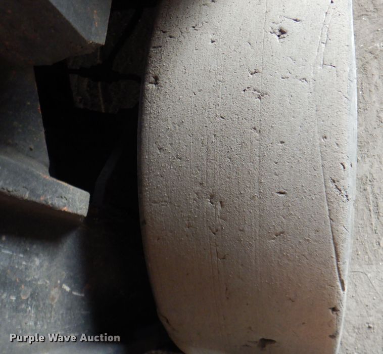 image for item KX9240 Yale  forklift