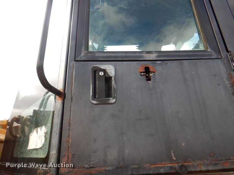 image for item KX9256 2005 Caterpillar 938G Series II  wheel loader