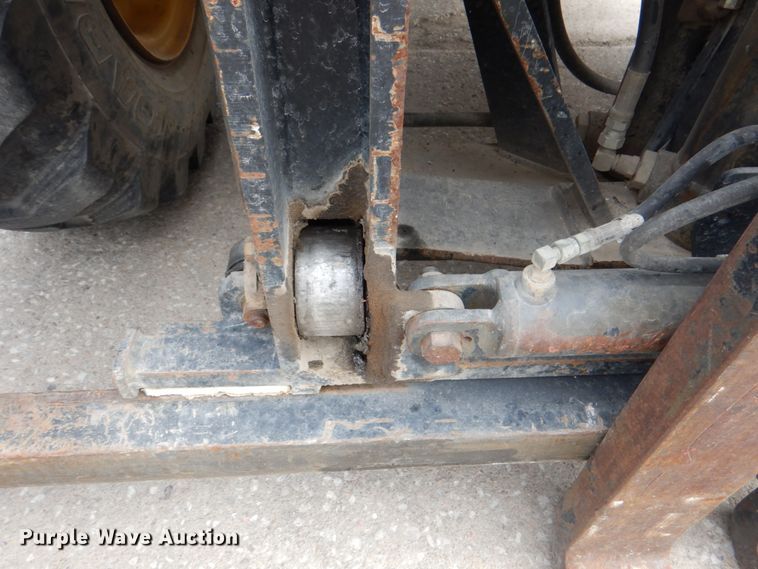 image for item KX9260 2003 Noble RT804WD  forklift