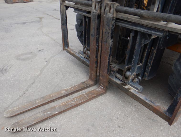 image for item KX9260 2003 Noble RT804WD  forklift