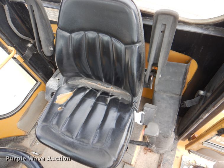 image for item KX9260 2003 Noble RT804WD  forklift