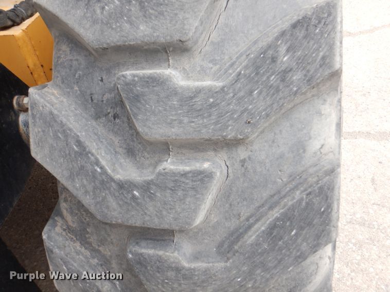 image for item KX9260 2003 Noble RT804WD  forklift