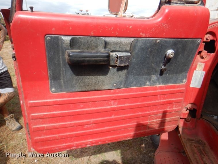 image for item KX9359 1969 Dodge D600  dump truck