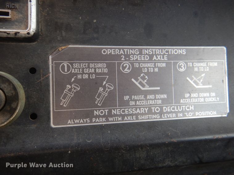 image for item KX9359 1969 Dodge D600  dump truck