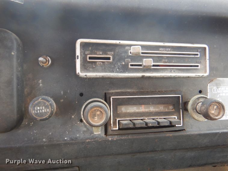 image for item KX9359 1969 Dodge D600  dump truck