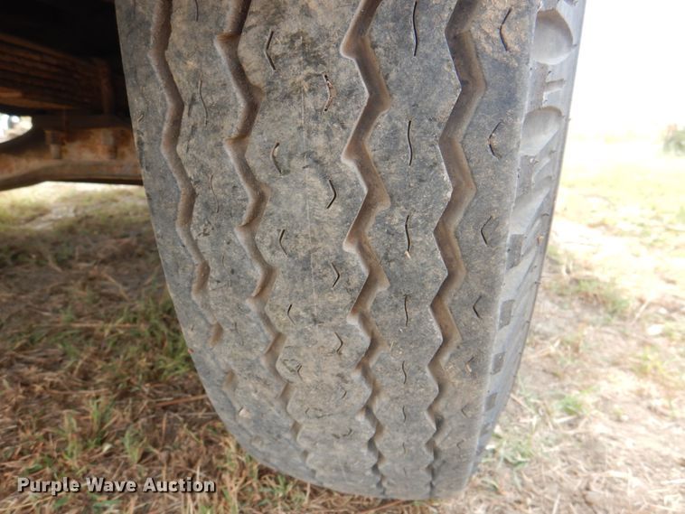 image for item KX9359 1969 Dodge D600  dump truck