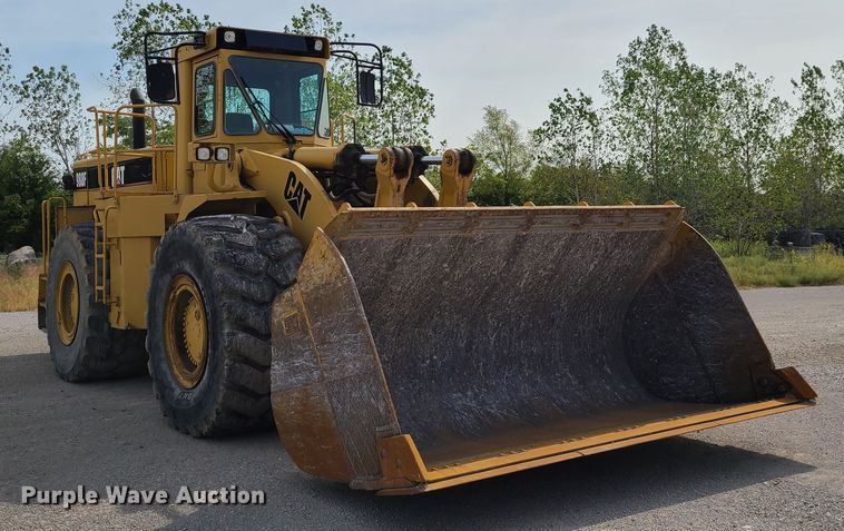 image for item L1255 1994 Caterpillar 988F  wheel loader