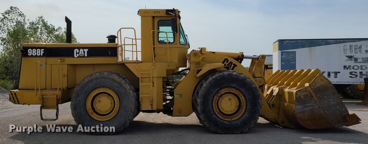 image for item L1255 1994 Caterpillar 988F  wheel loader