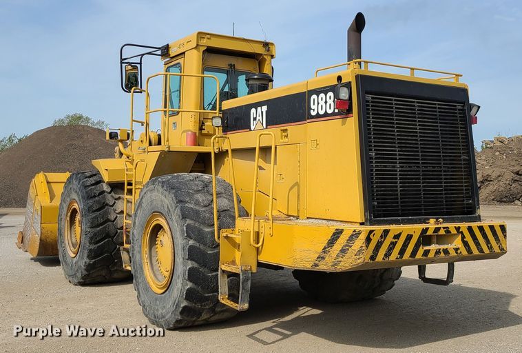 image for item L1255 1994 Caterpillar 988F  wheel loader